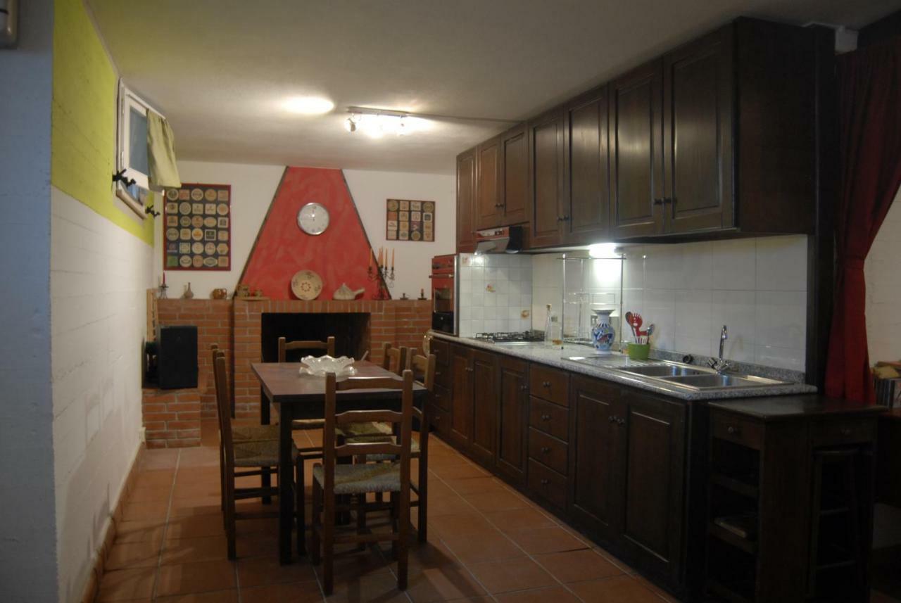B&B Filomena Santa Giusta Exterior photo